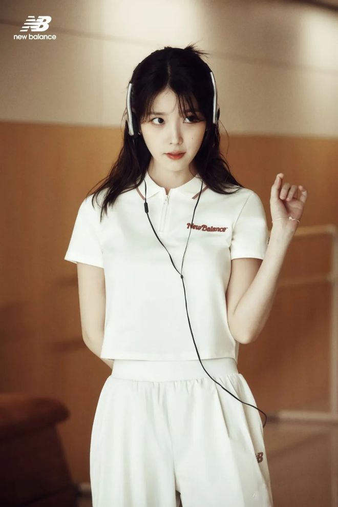 都灵和IU的绽放满足了少女的全部幻想pg电子试玩网站免费本周时髦大事｜陈(图21)